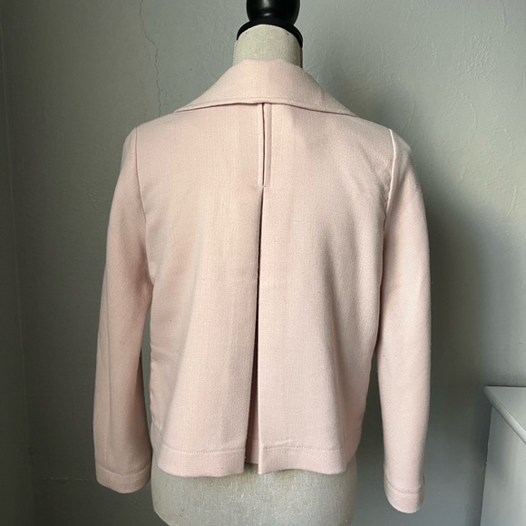 Elevenses scallop breast pink cropped
blazer from Anthropologie Size Small - Picture 10 of 13